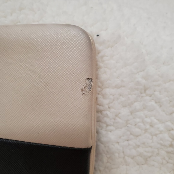 GUESS Navy and White Wallet💥🔥 - Picture 5 of 5